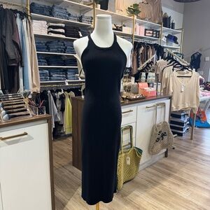 Line & Dot Black Ribbed Midi Dress
